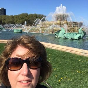 Meet your Posher, Loretta